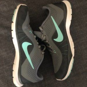 Nike Women's Flex Trainer 6 Grey/Turquoise SZ 7.5